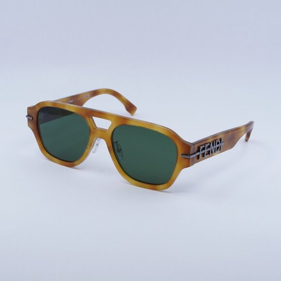 🕶️ New Fendi FE40130F 55N Sunglasses - Shiny Light Havana Frame